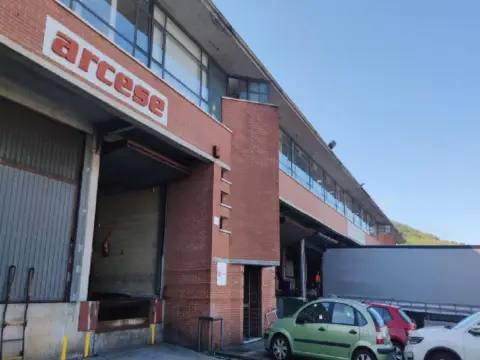 Local comercial en calle de Europa, 5